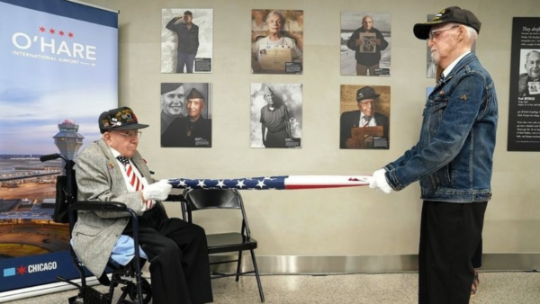 'Moments of sheer terror': O'Hare exhibit brings war veterans' service home